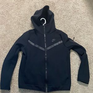 Nike tech women's small